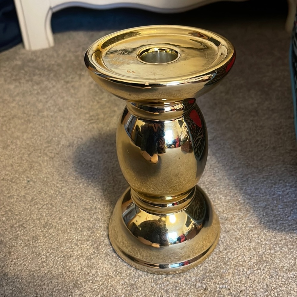 Candle holder